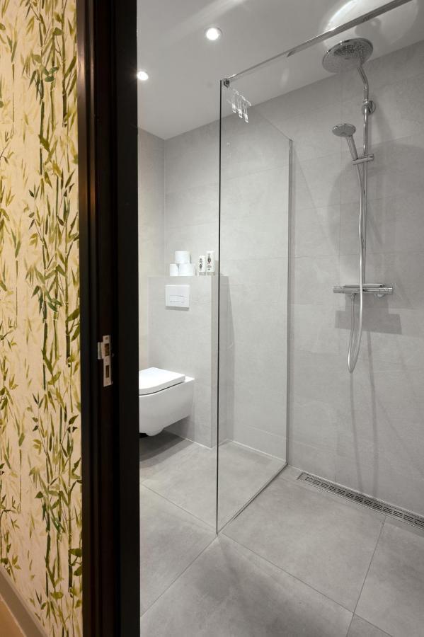 Zen-Bungalow No 1 Met Sauna En Hottub Rheezerveen Eksteriør billede